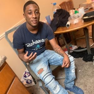 Meet your Posher, Everett